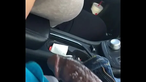 Grote Candy Cakes sucking dick in the car warme buis