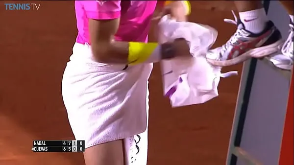 Big Rafael Nadal Changes Shorts on Court warm Tube