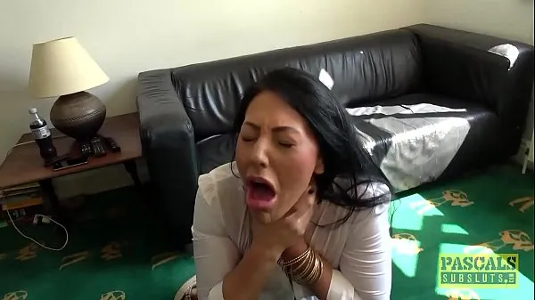 Candi Kayne gets throat fucked and gets a mouth full of cum Tiub hangat besar