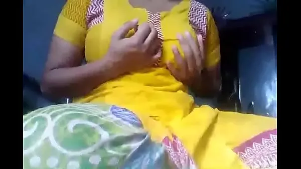 बड़ी BD Vabi showing & pressing her boobs-Part01 गर्म ट्यूब