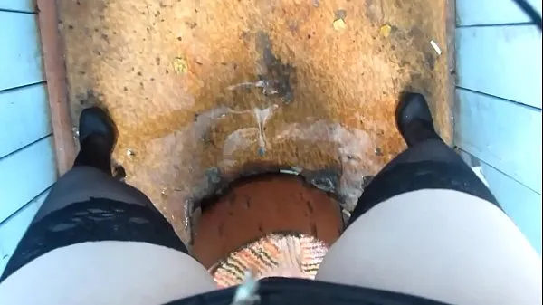 Stort I like to piss in public places, amateur fetish compilation and a lot of urine varmt rør