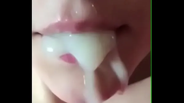 Big ending in my friend's mouth, she likes mecos warm Tube