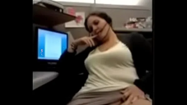 Velká Milf On The Phone Playin With Her Pussy At Work teplá trubice