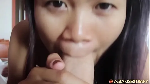큰 Lonely horny Asian MILF lets tourist explore body and use her skilled mouth 따뜻한 튜브