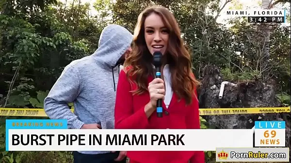 Big Hot news reporter sucks bystanders dick warm Tube