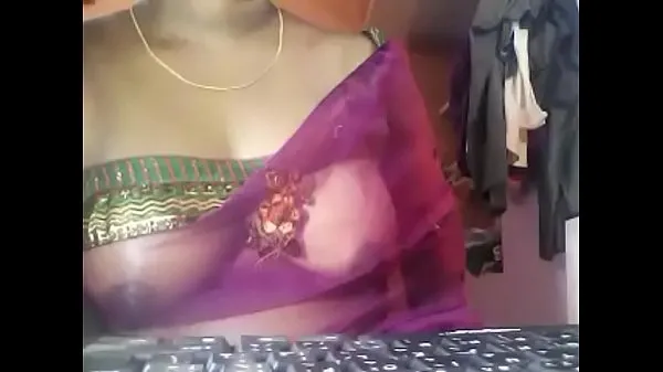 Veľká Indian aunty showed tits on chat teplá trubica