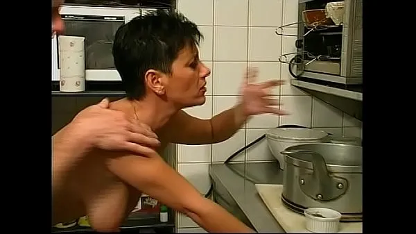 Duża The wife of the bartender has a nice ass to fuck ciepła tuba