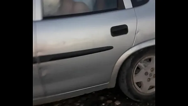 Velika couple having sex in car topla cev