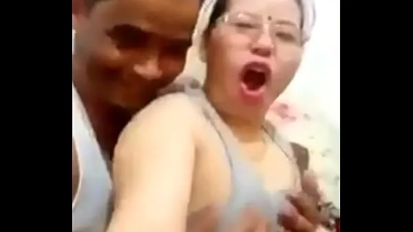 Grande Garota nepalesa de boob press grátis tubo quente
