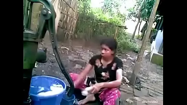 Velká Desi village girl outdoor bath teplá trubice