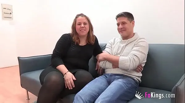 Μεγάλος Married couple has never filmed porn, but she doesn't mind getting so wet for our cameras θερμός σωλήνας