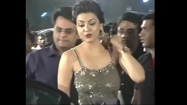بڑی Hot Indian actresses Kajal Agarwal showing their juicy butts and ass show. Fap challenge گرم ٹیوب