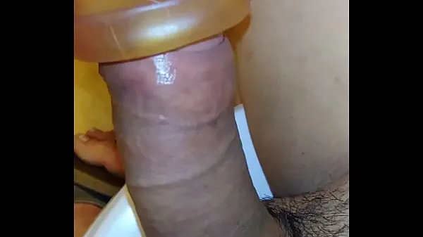 Grande Making the milk drip tubo quente
