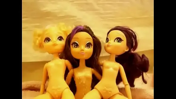 बड़ी Dolls Pee Party Movie गर्म ट्यूब