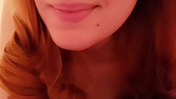 Grote SWEET REDHEAD ASMR GIRLFRIEND RELAXES YOU IN BED warme buis
