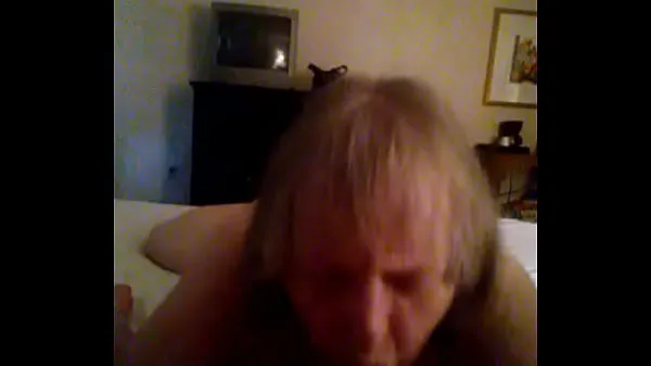 Stort Granny sucking cock to get off varmt rør