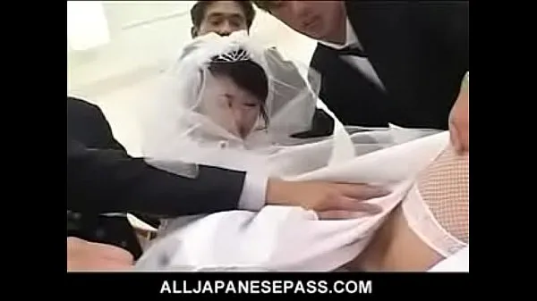 Μεγάλος Kinky Japanese bride is the gift of both her husband an θερμός σωλήνας