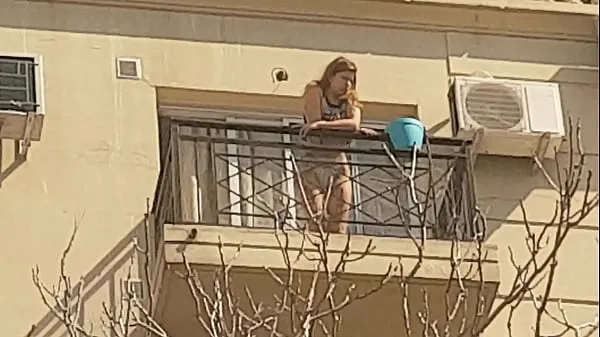 बड़ी Neighbor on the balcony 2nd part गर्म ट्यूब