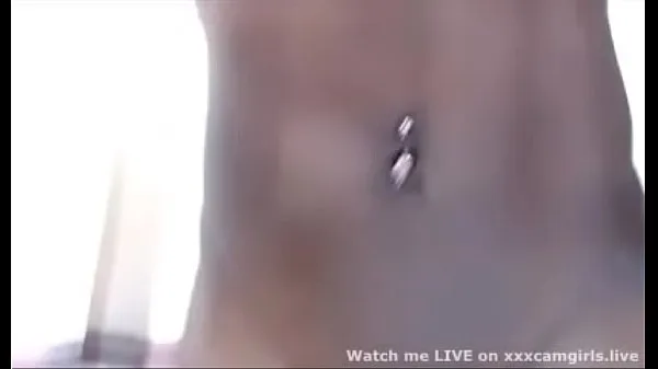 큰 Cute Black Teen Squirts Hard in Cam Show 따뜻한 튜브