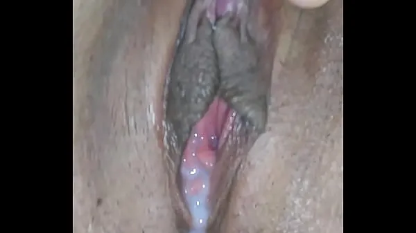 बड़ी Wife Shaved pussy letting out creampie गर्म ट्यूब