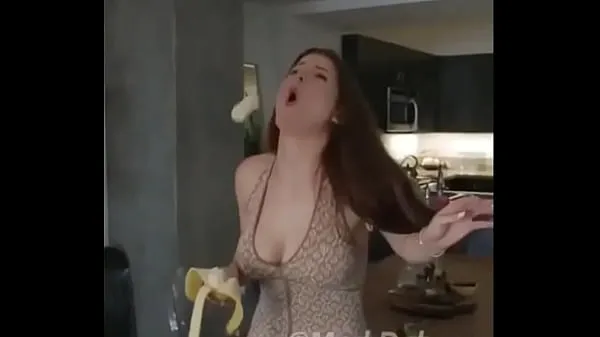 A ladyPressing her boobs in sex mood Tabung hangat yang besar