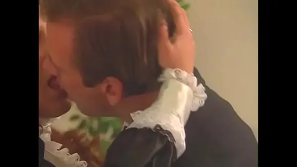 Grote Sexy maid obey her boss's rules to take both cocks at the same time warme buis