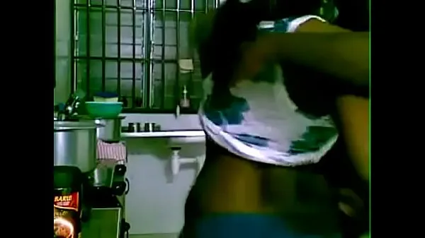 Tamil Girl Sex with House owner Tabung hangat yang besar