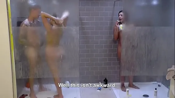 Ống ấm áp WTF! Abbie C*ck Blocks Chloe And Sam's Naked Shower | Geordie Shore 1605 lớn