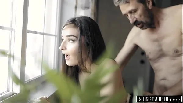 PURE TABOO Teen Emily Willis Gets Spanked & Creampied By Her Stepdad أنبوب دافئ كبير