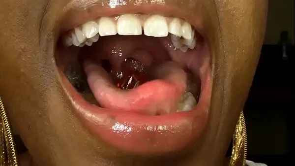 Ống ấm áp Swallowed by Delphine lớn