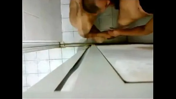 Grote fuck in the bathroom warme buis