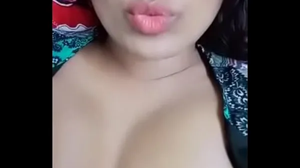 Big Swathi naidu showing her boobs warm Tube