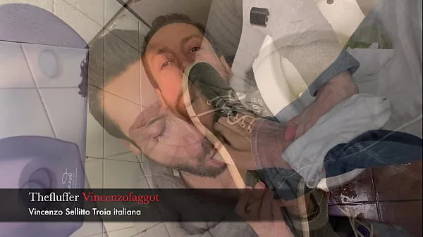 vincenzo sellitto italian slut أنبوب دافئ كبير