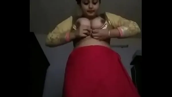 Suuri plz give me some more videos of this hot bhabhi lämmin putki