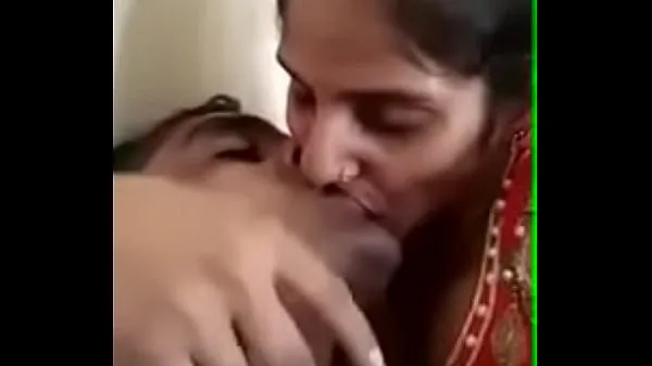 Velika New Hot indian girl with big boobs topla cev