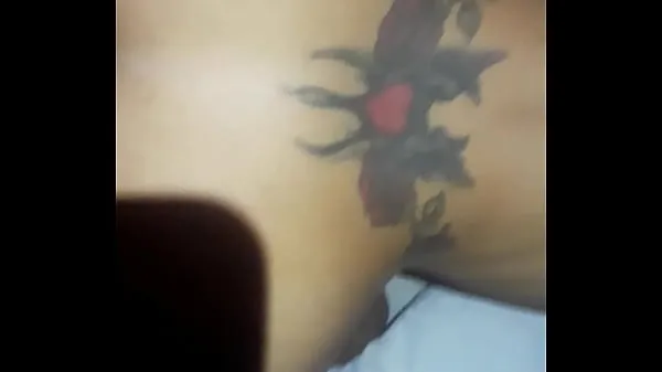Duża Delicious ass with beautiful tatoo ciepła tuba