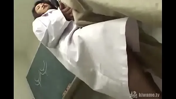 Nasty sex between a perverted female doctor and a patient أنبوب دافئ كبير