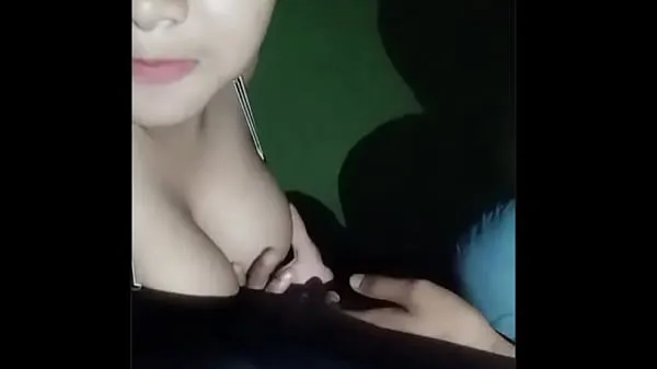 Big tits live with her boyfriend bạn Tiub hangat besar