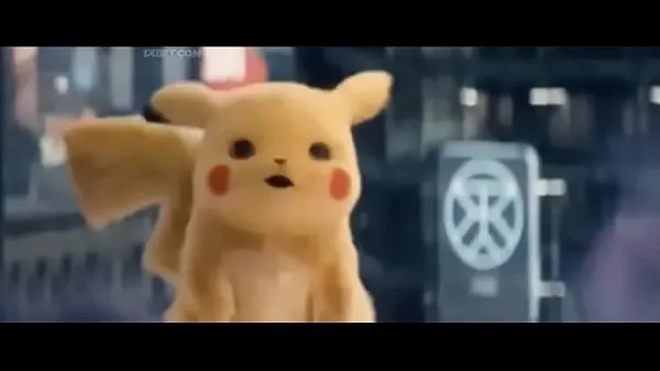 Suuri Pikachu lämmin putki