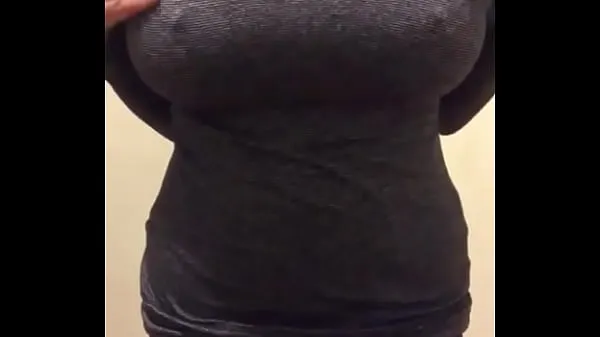 big tits Tabung hangat yang besar