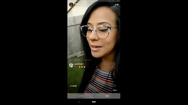 Big Husband surpirses IG influencer wife while she's live. Cums on her face warm Tube