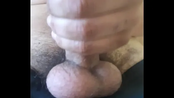 DenisBD plays with his huge dick Tabung hangat yang besar