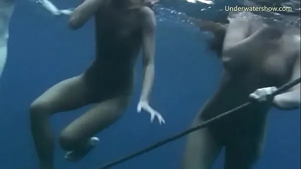 Velká Girls on Tenerife swimming naked teplá trubice