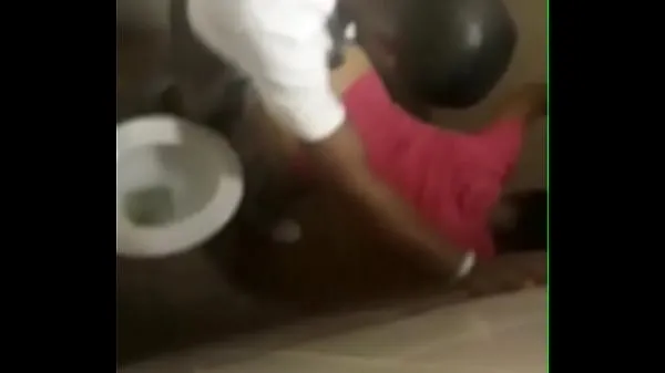 Stort South African toilet sex varmt rør