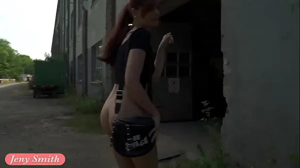 大The Lair. Jeny Smith Going naked in an abandoned factory! Erotic with elements of horror (like Area 51暖管