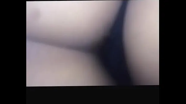 Stort Arab girl Under Edge shows her ass varmt rør