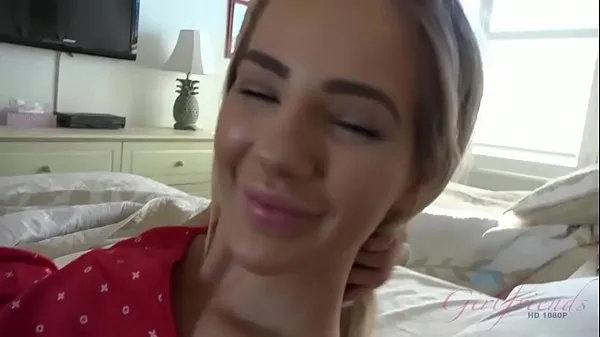Stort Barbie wakes up to pussy being eaten and jacks off cock (POV) Bella Rose varmt rør