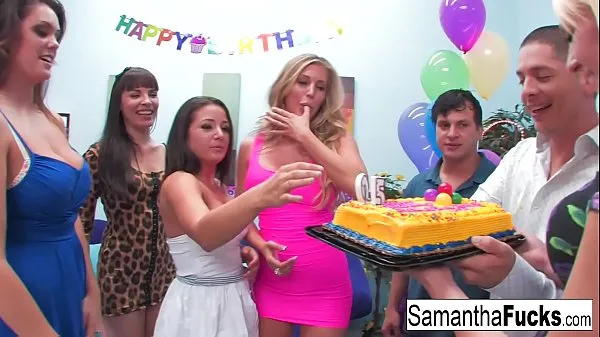 Samantha celebrates her birthday with a wild crazy orgy أنبوب دافئ كبير