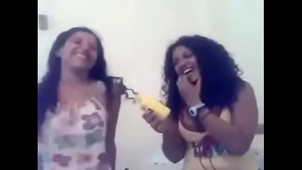 Suuri Girls joking with each other and irritating words - Arab sex lämmin putki