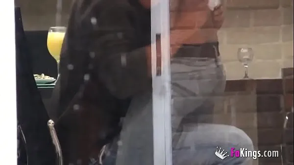 Spying my hot neighbour fucking through her window Tiub hangat besar